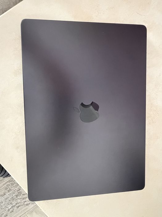 Macbook pro 14 m5