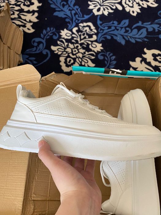 Кроссовки 38 размер