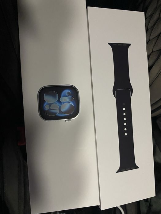 Apple Watch Series 11, 42 мм, Space Gray, GPS