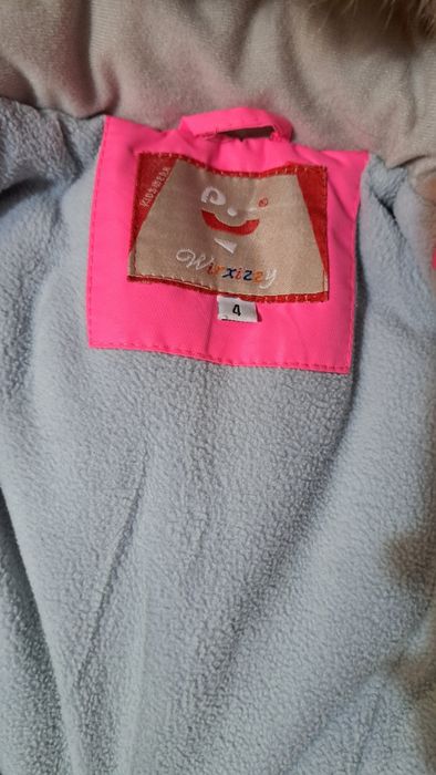 Продам зимний костюм на девочку