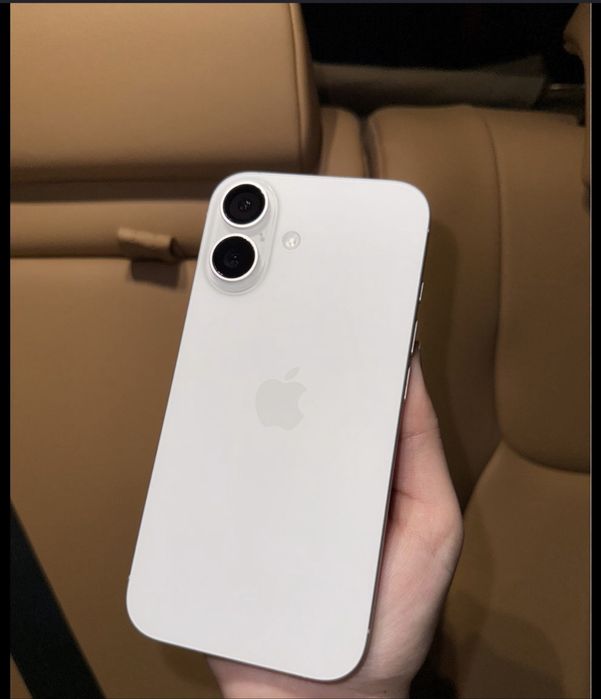 Iphone 16 256 baterie 100%