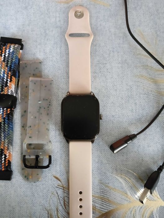 Продам смарт часы почти новый