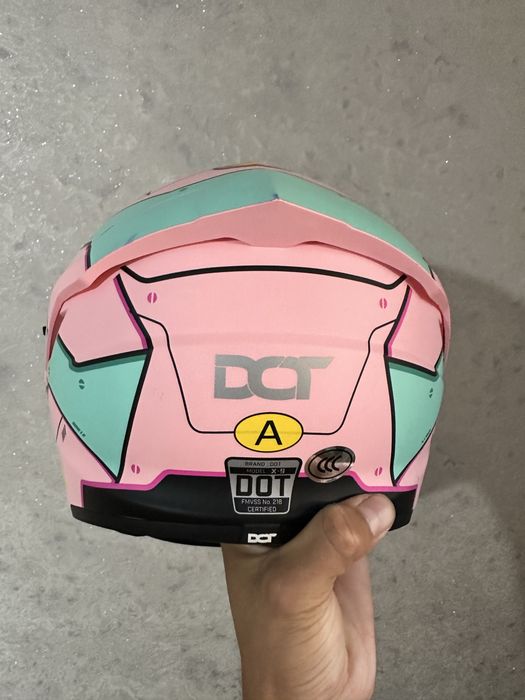 Шлем для девушек розовый shlem moto