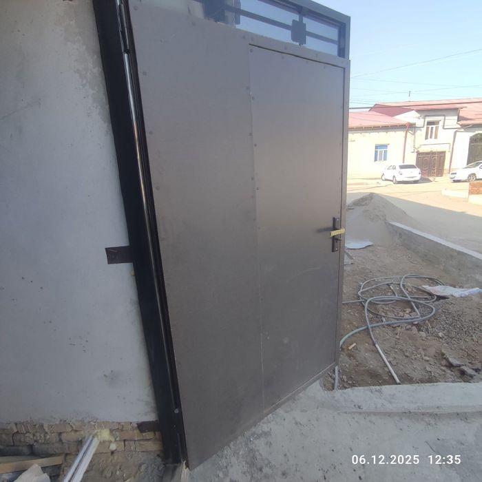 Янги темир дарвоза сотилади