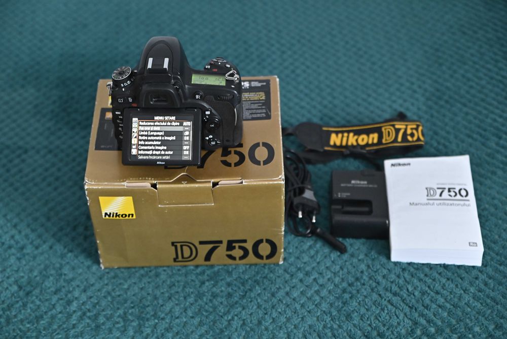 NIKON D750 2 buc