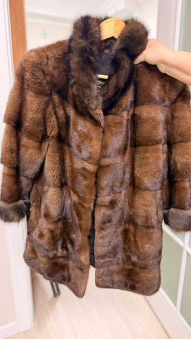 Срочно продатся шубы