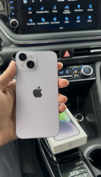 Продам IPhone 14 128gb