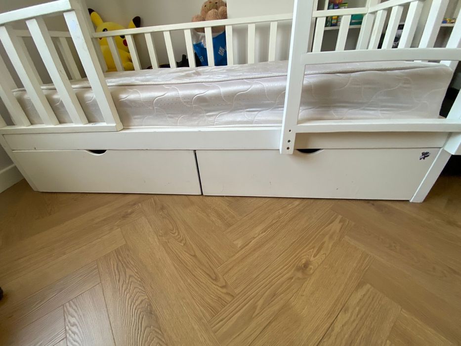 Кровать двухярусная