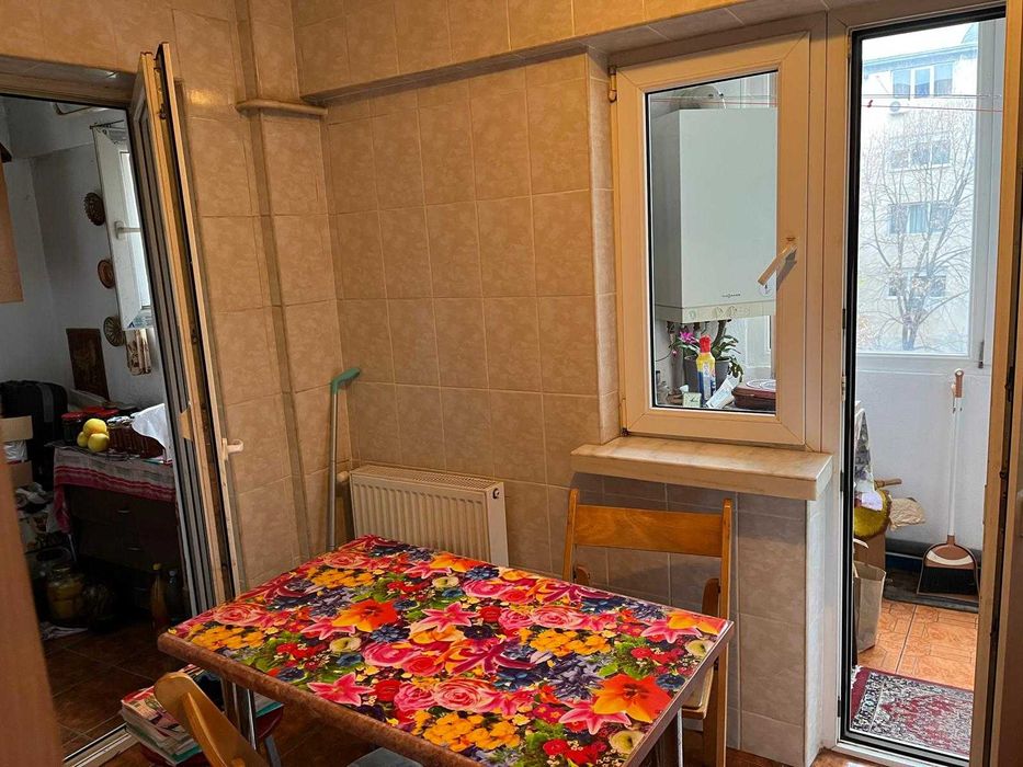 APARTAMENT ULTRACENTRAL - 3 camere, decomandat