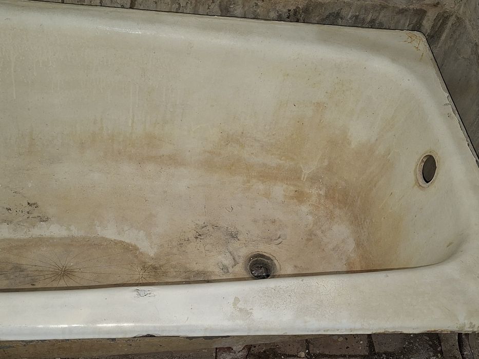 Ванна чугунная б/у