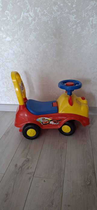 Продам детскую машину