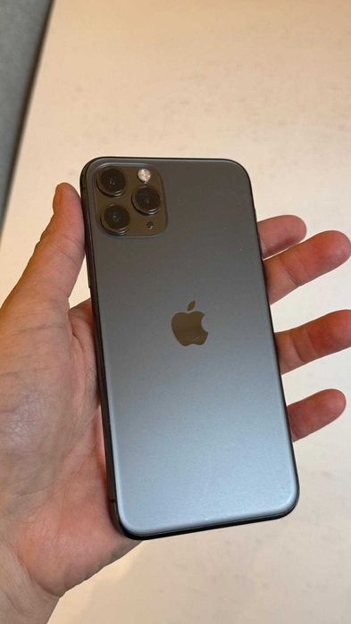 iPhone 11 Pro - stare foarte buna.