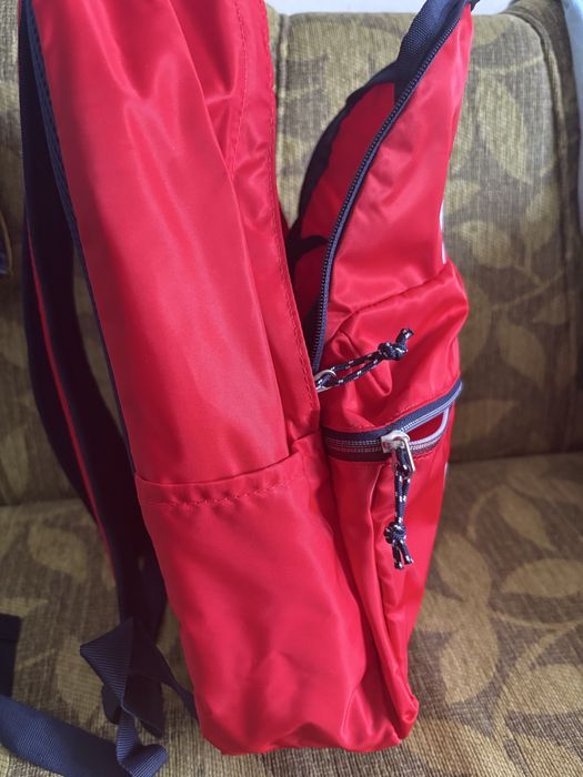 Тънка раница Hummel и нови раници на Adidas