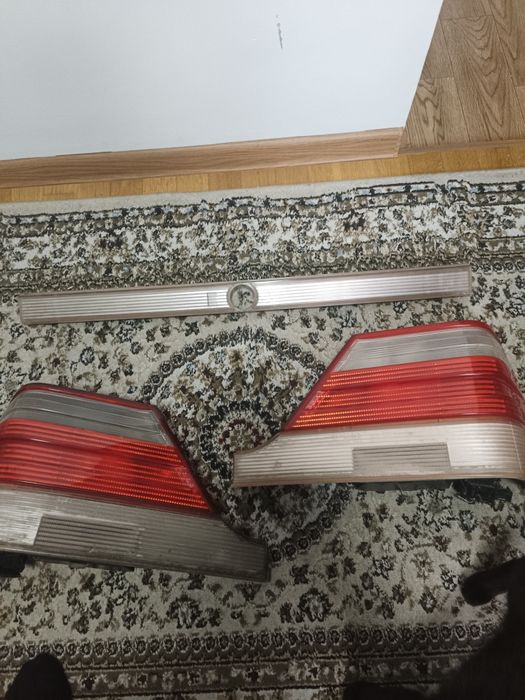 Продам запчасти на мерс W140