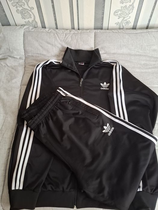 Спортивный костюм Adidas