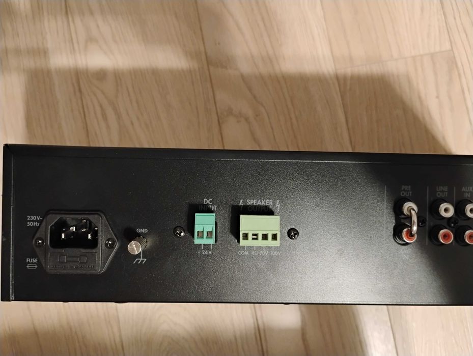 Amplificator mixer Monacor PA 900 120 wati