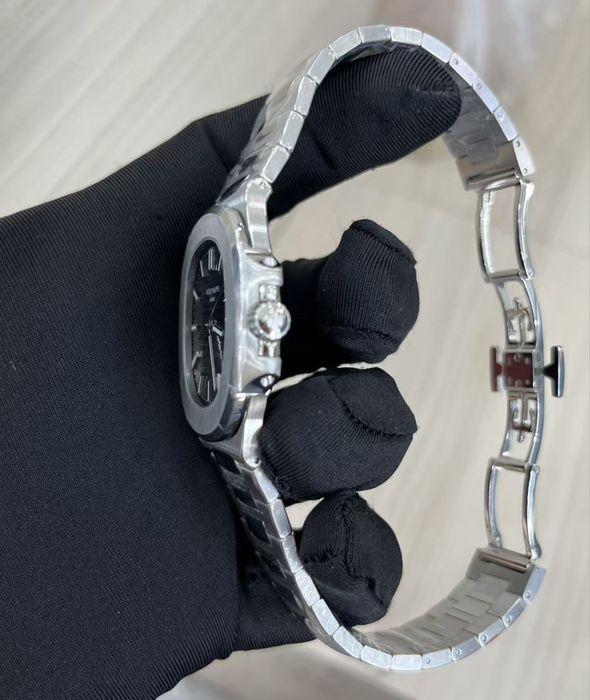 Часы Patek Philippe Nautilus