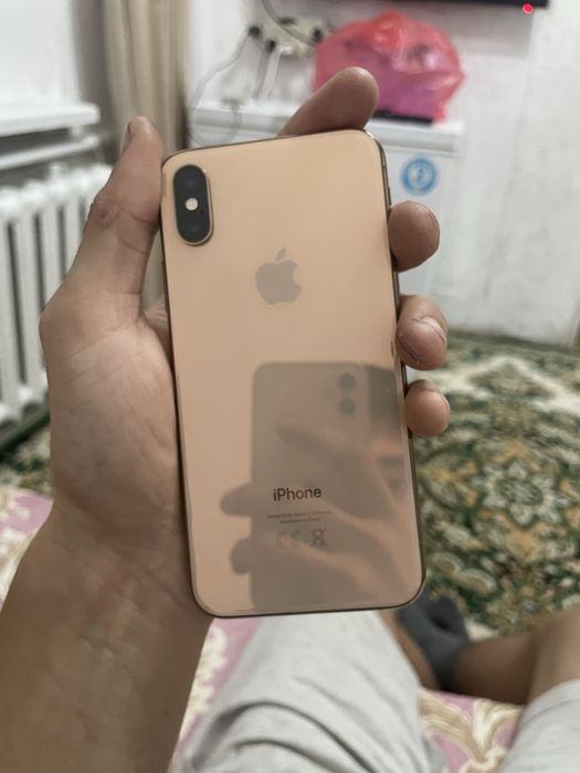 Iphone 12 128 гб и iphone XS 64гб