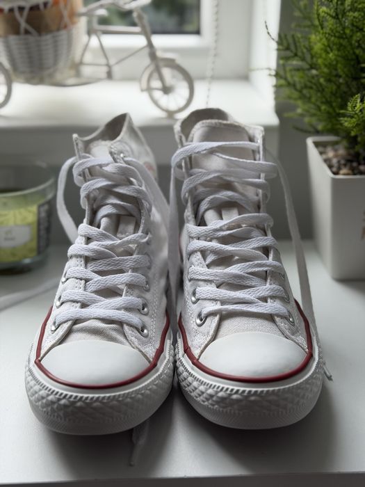 Teniși Converse Chuck Taylor All Star High – Albi – Mărimea 39.5