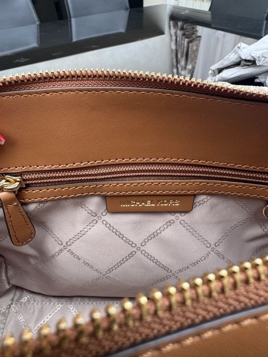 Michael Kors дамска чанта