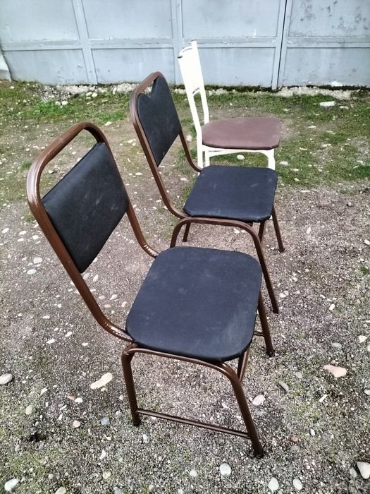 Продается стулья.