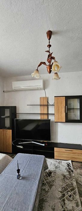 Дава се под наем Едностаен апартамент в Казанлък - 70 кв.м за 229.5 € - Снимка #2