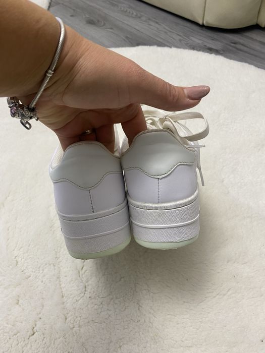 Adidasi Tommy Hilfiger