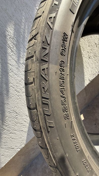 Anvelope vara 225/45 R19