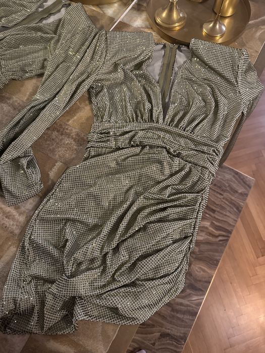 Beyond fashion house /Беонд рокля с кристали