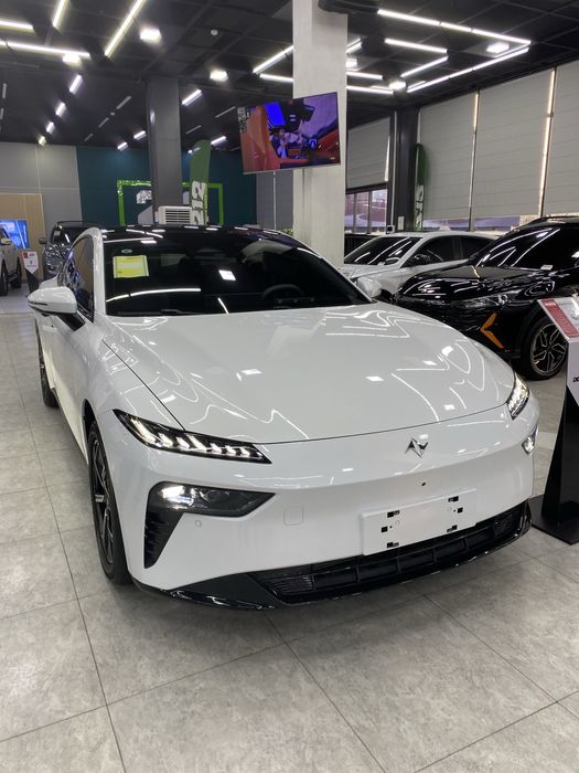 Dong Feng EP 007 Gibrid