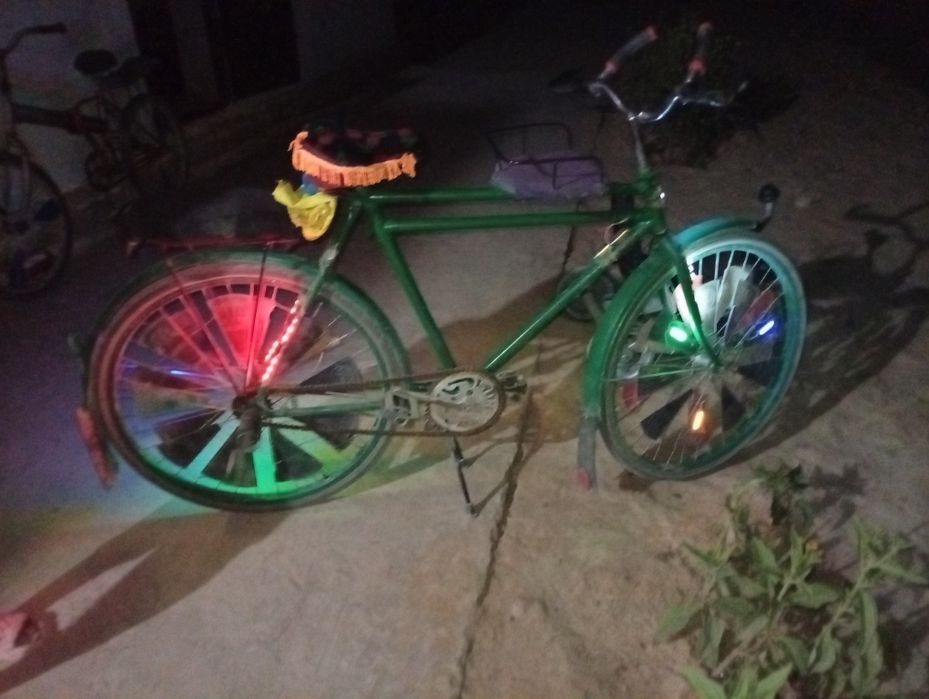 Velasapet lar sotiladi