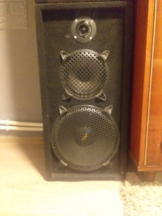 Vand boxe cu stație pentru evenimente puternice