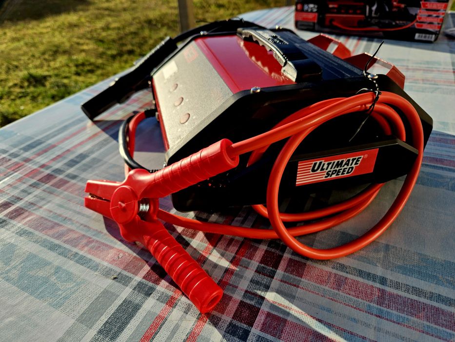 Зарядно (станция) за зареждане на акумулатори Ultimate Speed