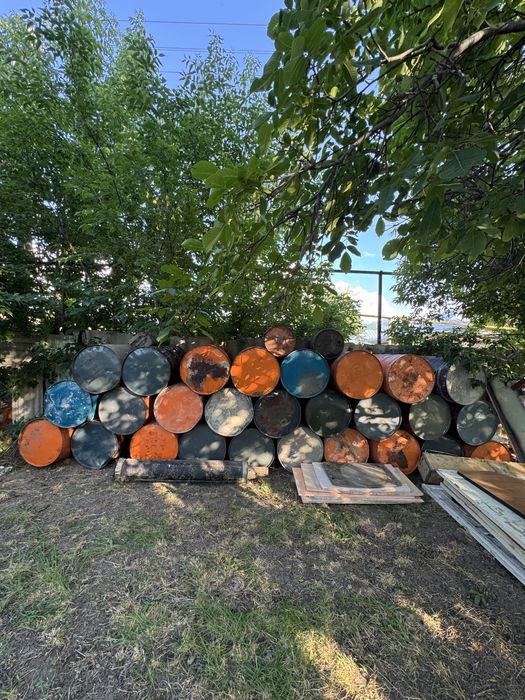Продам бочки 100 литровые