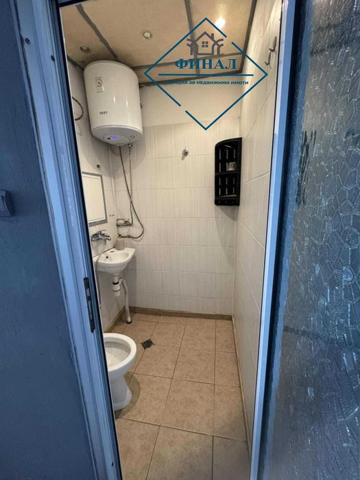 Продава се Едностаен апартамент в Шумен, 5-ти полк - 44 кв.м за 1507 €/кв.м - Снимка #4