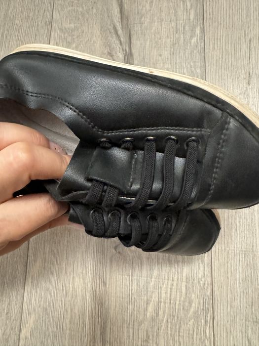 Обувь еа малтчика