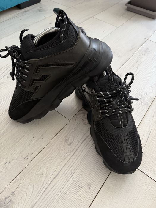 Versace chain reaction 40