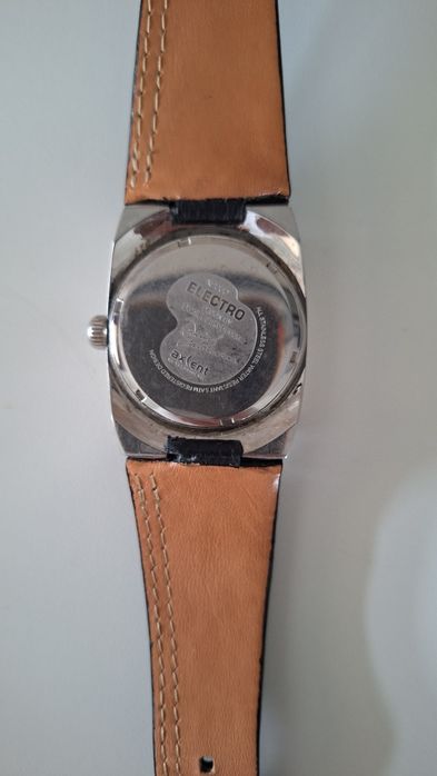 Часовници Duward/ Axcent