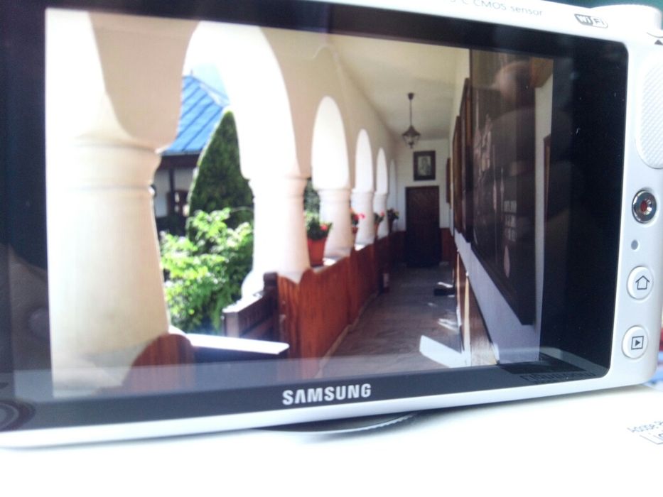 Aparat foto Samsung NX2000