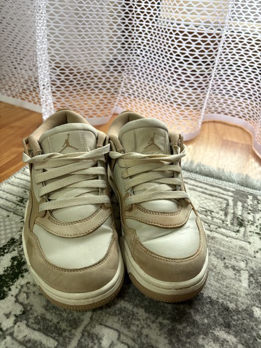 Adidasi Air Jordan 1 dama