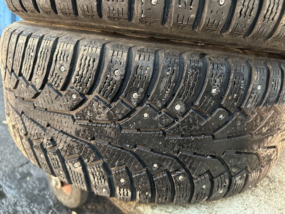 Продам шины 235/55/17