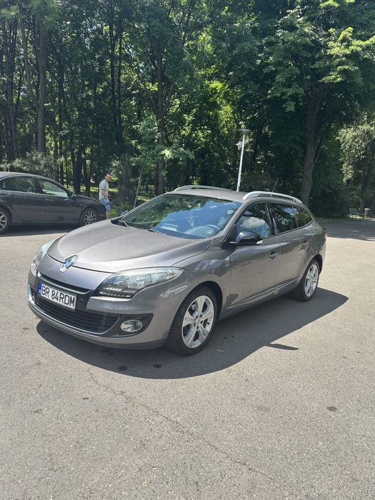 Vând Renault Megane III
