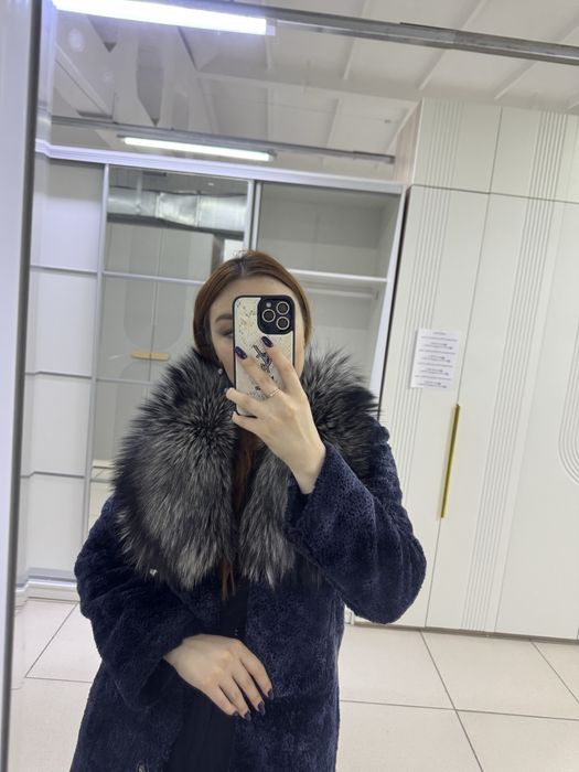 Шуба натуралка с песцовым воротником