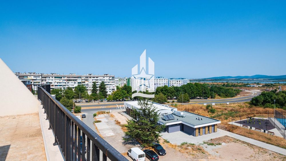 Продава се Двустаен апартамент в Бургас, Меден рудник - зона В - 69 кв.м за 1160 €/кв.м - Снимка #1