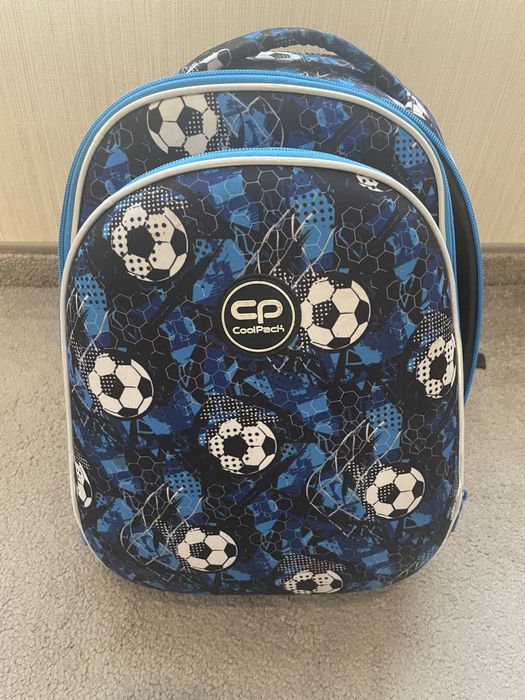 Ученическа раница” Coolpack”