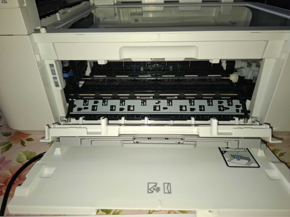 Принтер CANON - 100 лв още в гаранция