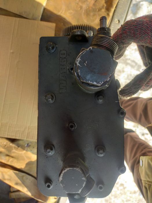 Продам компрессор от ДАФ 105