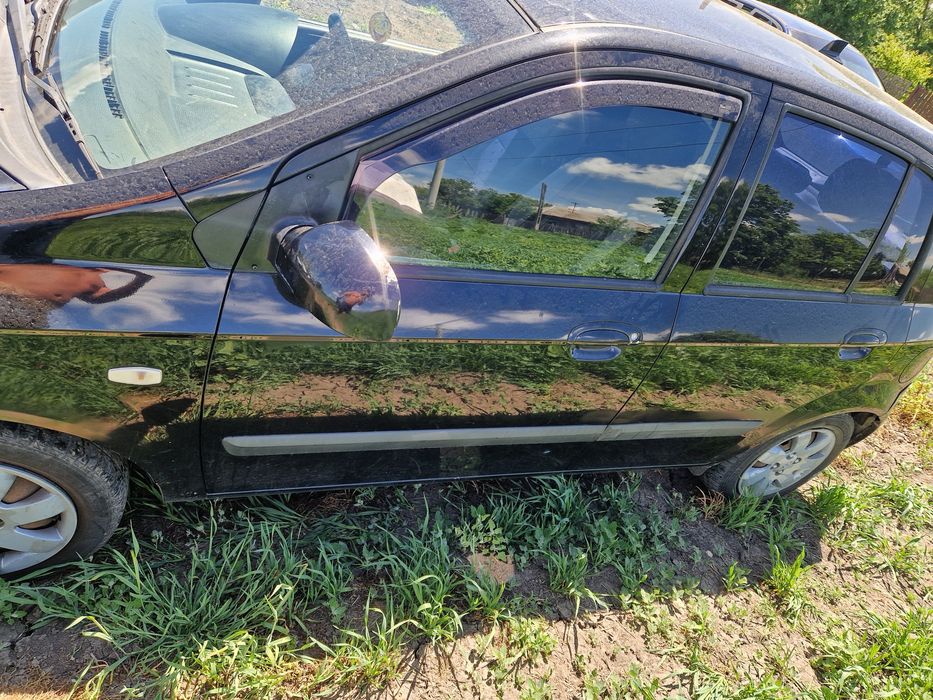 Dezmembrez Hyundai getz