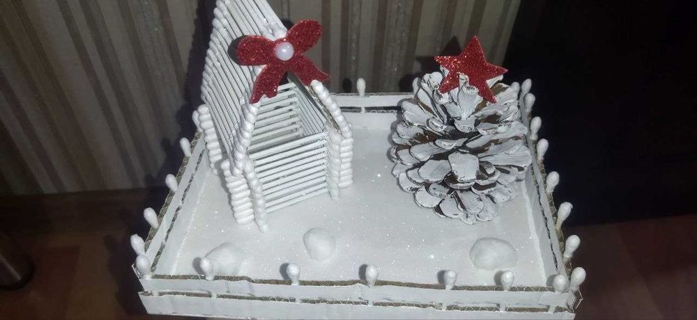 Делаю поделки для школы или детского сада.