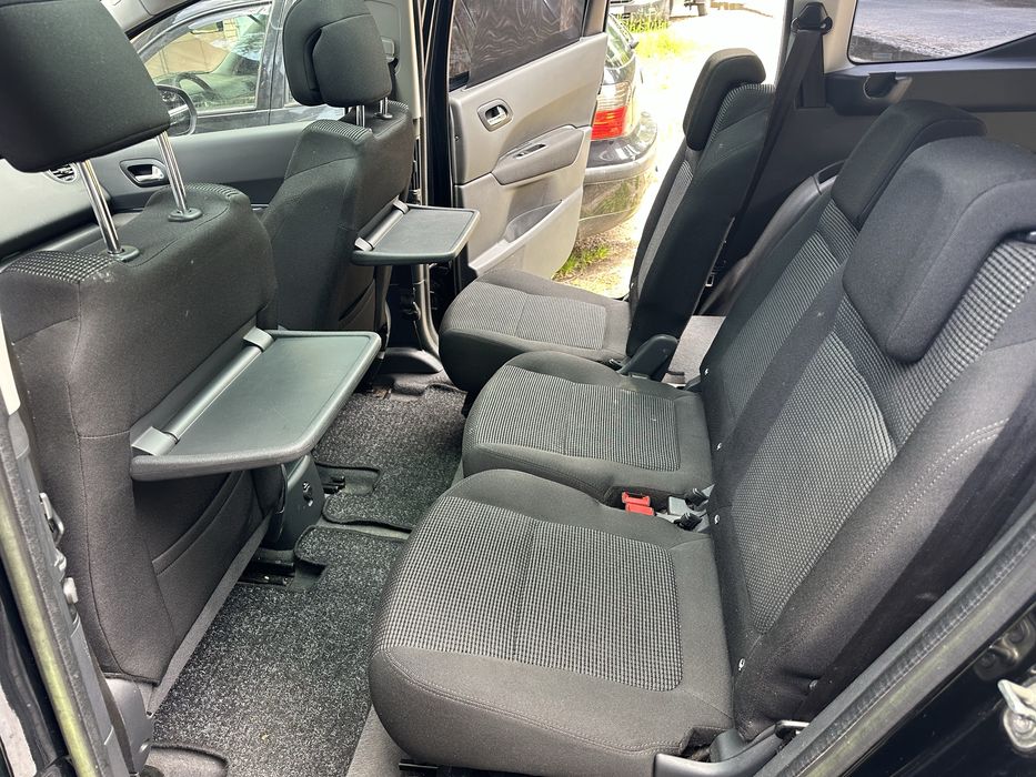 PEUGEOT 5008 2011 — imagine 5